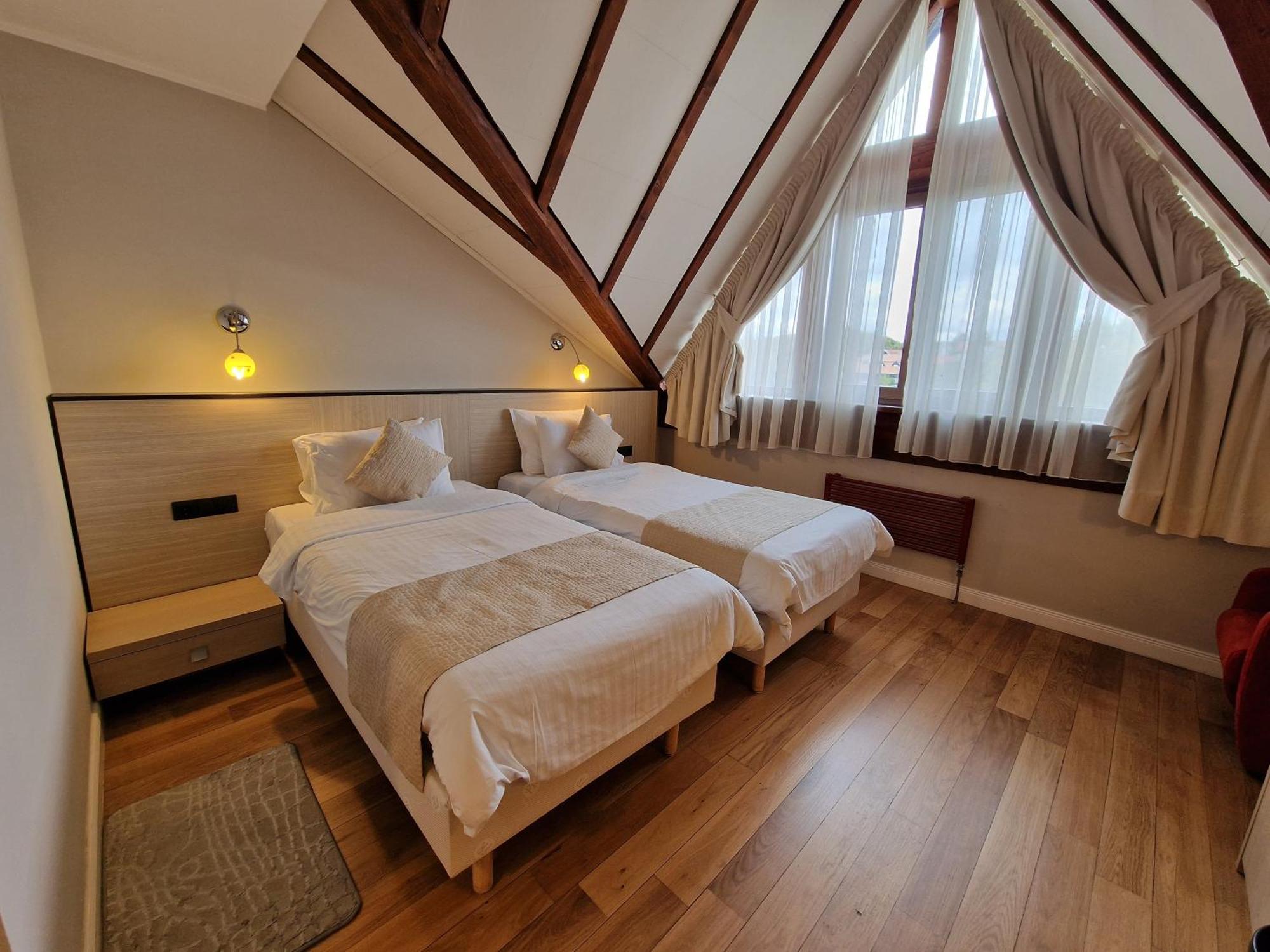 Hotel Sunny Hill كلوج-نابوكا المظهر الخارجي الصورة