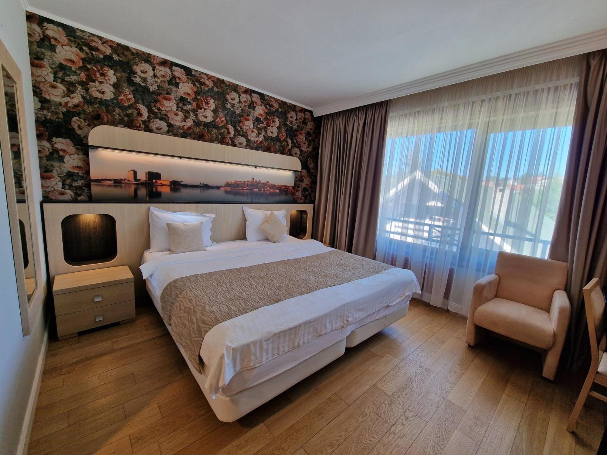 Hotel Sunny Hill كلوج-نابوكا المظهر الخارجي الصورة