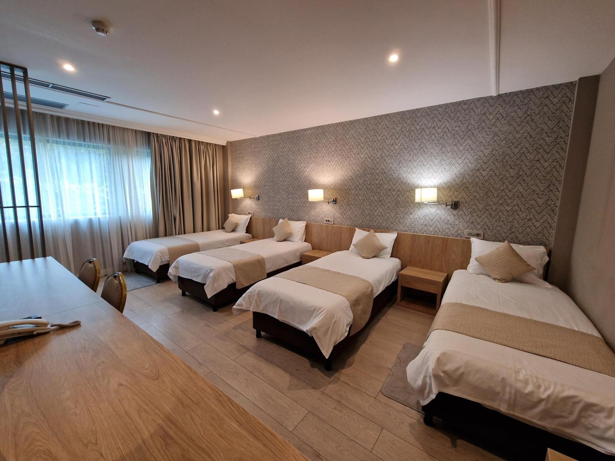 Hotel Sunny Hill كلوج-نابوكا المظهر الخارجي الصورة